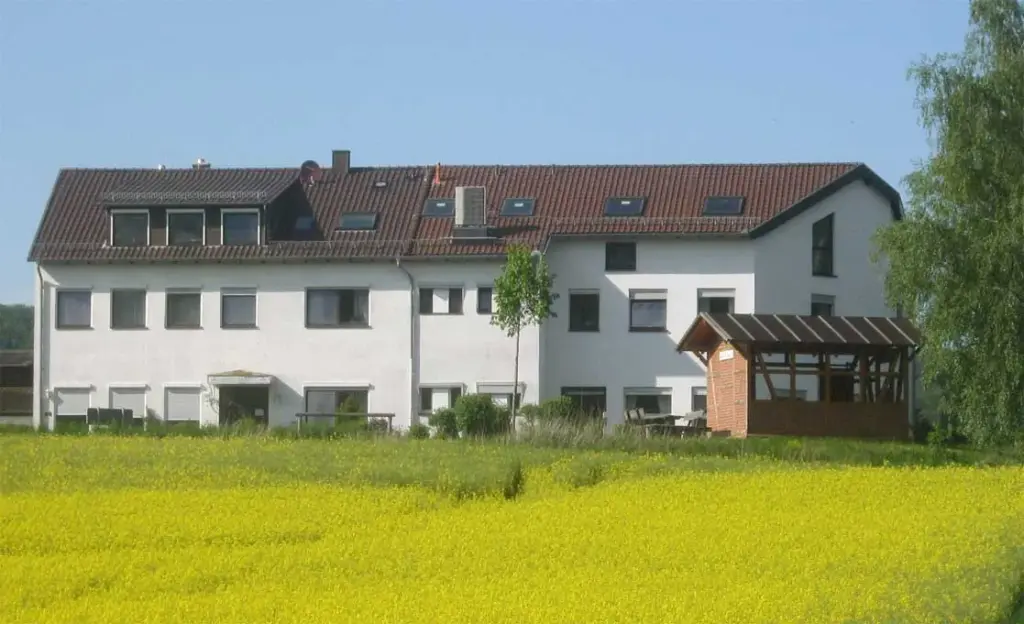 Außenansicht unserer Pension bei Göttingen